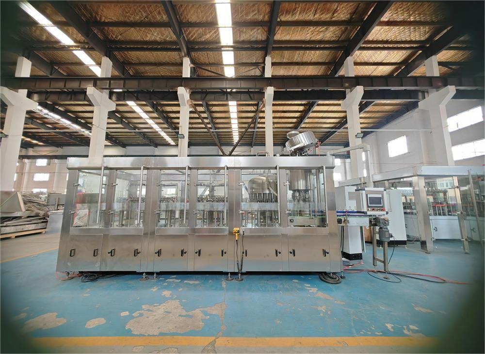 <b>Glass Bottle Filling Line Automatic 3 i</b>